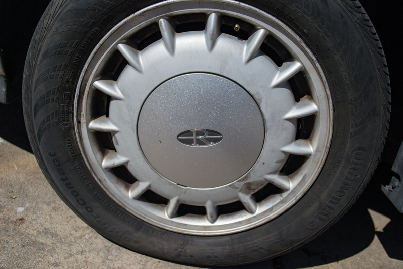 Illustration for article titled Beater Review: $650 1997 Buick Riviera